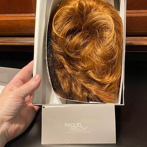 Raquel Welch signature collection voltage average R28S+ Glazed Fire Wig